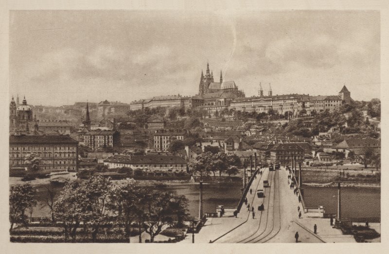 Manes-Brücke und die Burg, Prag von Czech Photographer