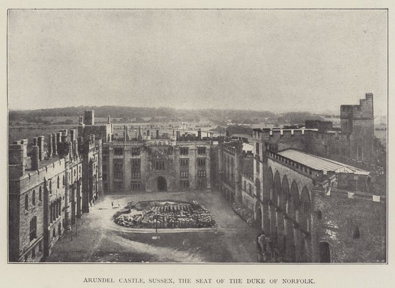 Arundel Castle, Sussex, der Sitz des Duke of Norfolk von English Photographer