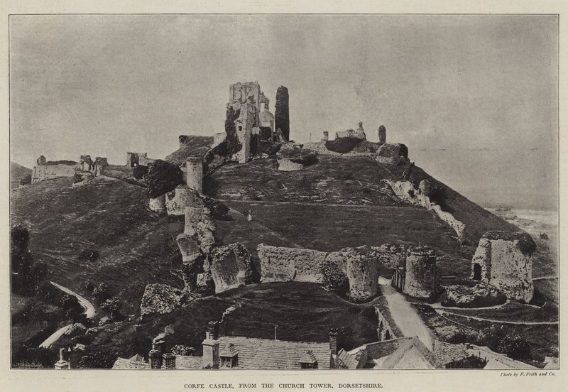 Corfe Burg, vom Kirchturm, Dorsetshire von English Photographer