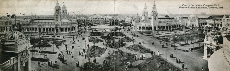 Kunsthof vom Kongresssaal, Franco-Britische Ausstellung, London, 1908 von English Photographer
