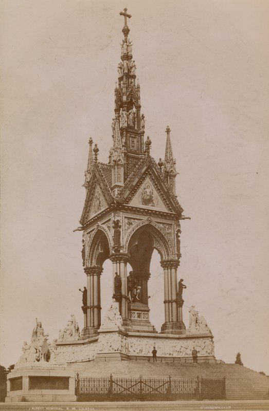 Gesamtansicht des Albert Memorial von English Photographer