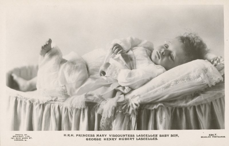George Lascelles als Baby von English Photographer