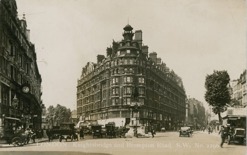 Knightsbridge und Brompton Road, S W, London von English Photographer