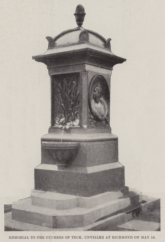 Denkmal für die Herzogin von Teck, enthüllt in Richmond am 16. Mai von English Photographer