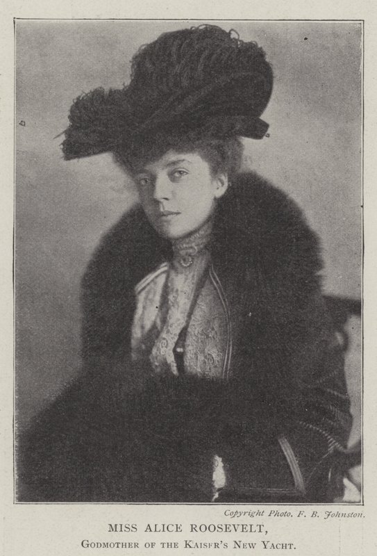 Miss Alice Roosevelt, Patin der neuen Yacht des Kaisers von English Photographer