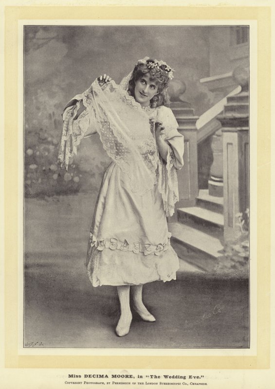 Miss Decima Moore in Der Hochzeitstag von English Photographer