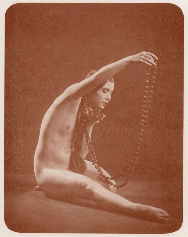 Nudistenkunst: Juwel von English Photographer