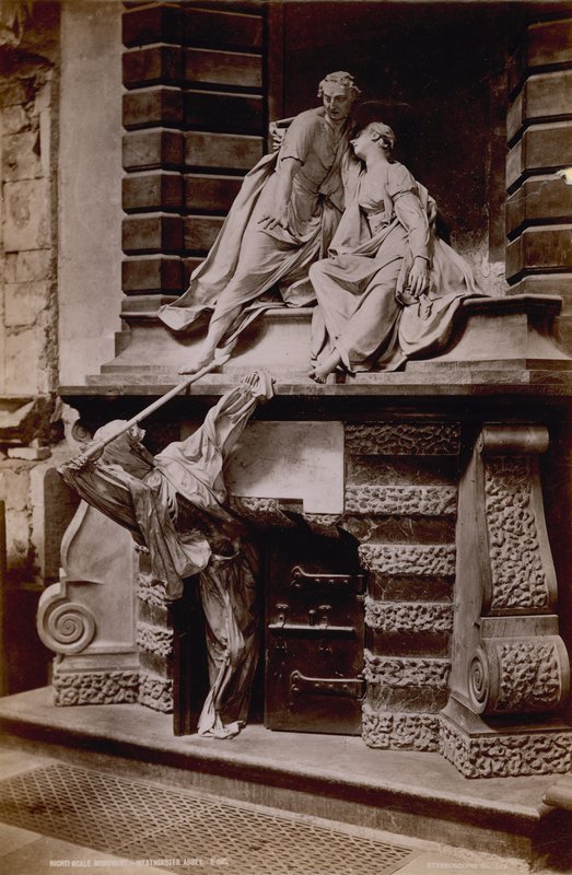 Postkarte mit einem Bild des Denkmals für Lady Elizabeth Nightingale von English Photographer
