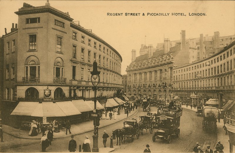 Regent Street und Piccadilly Hotel, London von English Photographer