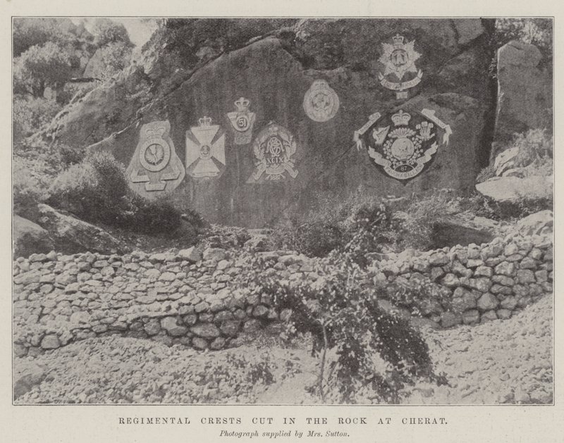 Regimentswappen in den Felsen von Cherat geschnitten von English Photographer