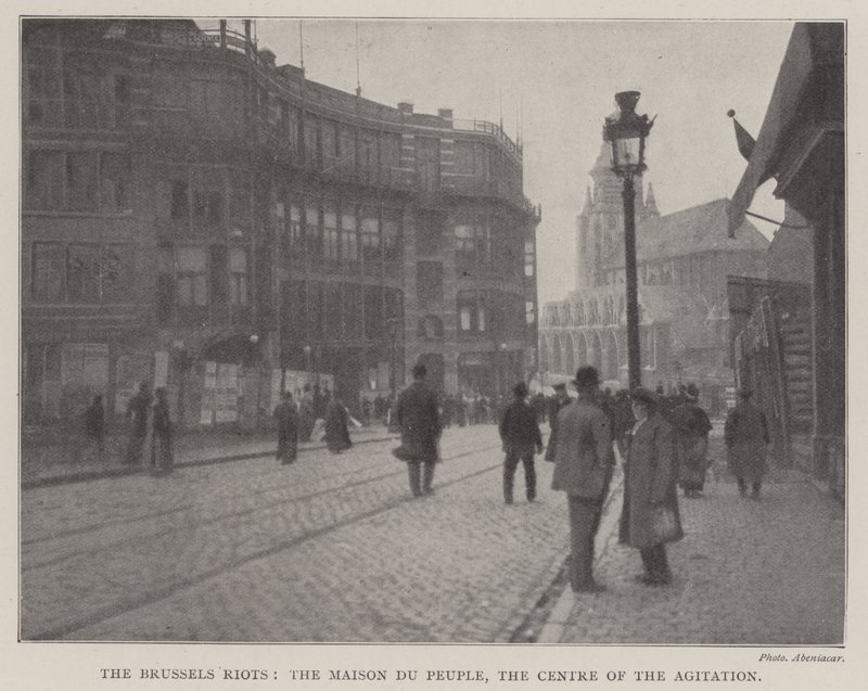 Die Brüsseler Unruhen, das Maison du Peuple, das Zentrum der Agitation von English Photographer