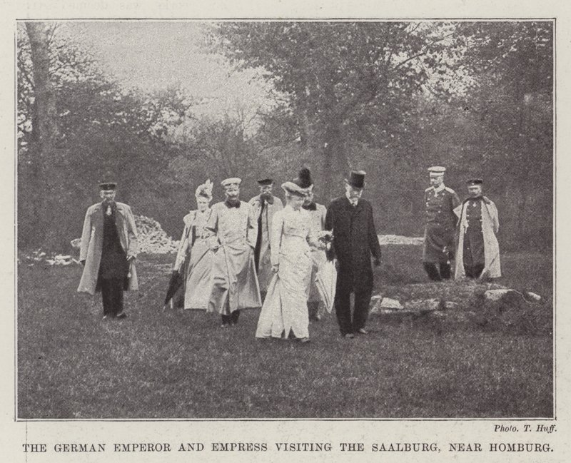 Der deutsche Kaiser und die Kaiserin besuchen die Saalburg bei Homburg von English Photographer