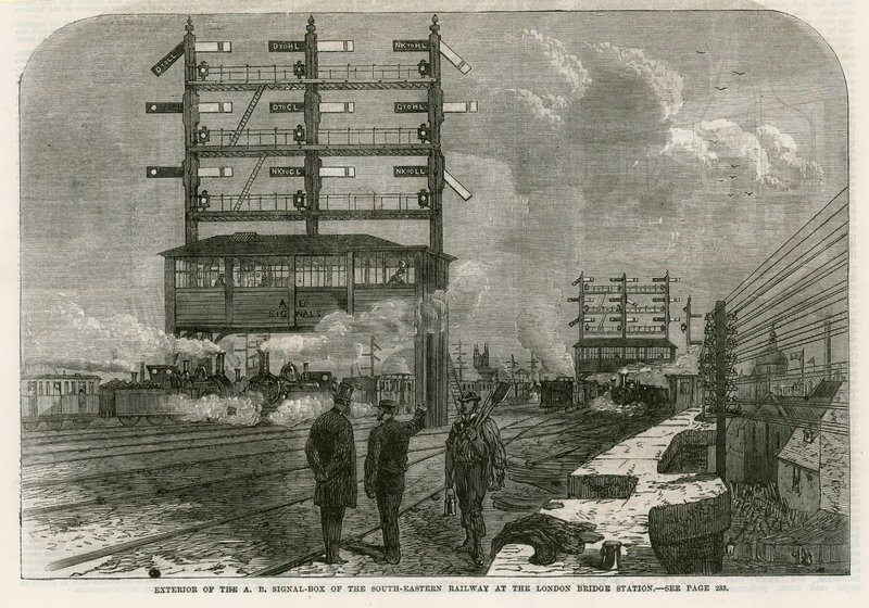 Außenansicht des AB-Signalhauses der South-Eastern Railway am London Bridge Bahnhof von English School