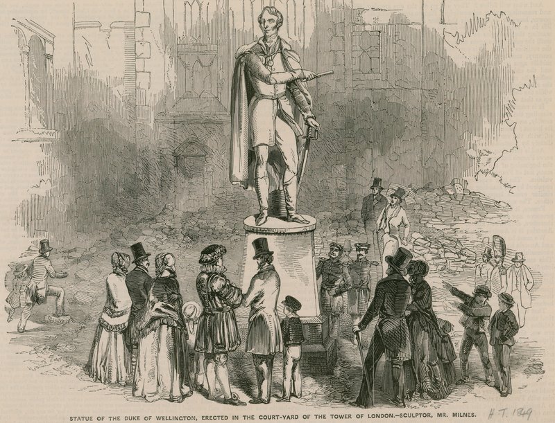 Statue des Duke of Wellington, im Innenhof des Tower of London errichtet von English School