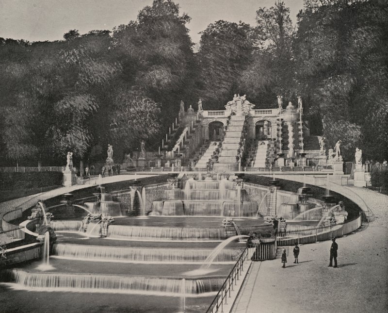 Wasserfall im Park von St. Cloud von French Photographer