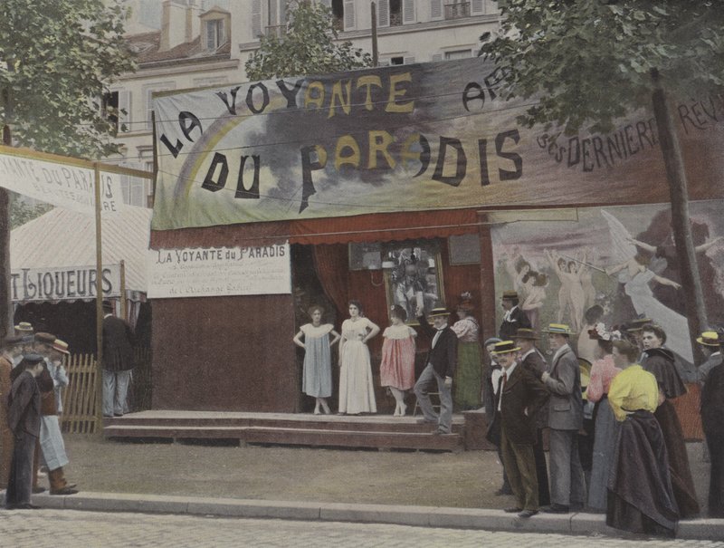 La Voyante du Paradis von French Photographer