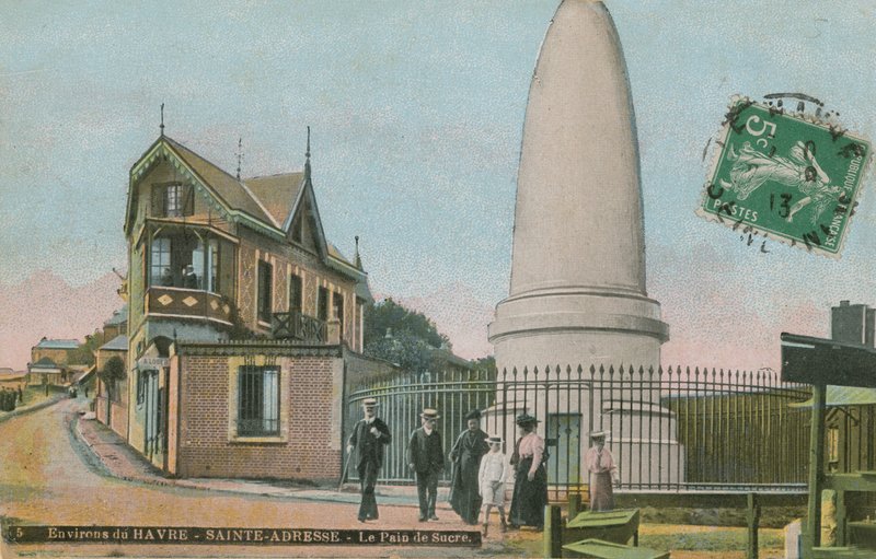 Pain de Sucre (Zuckerhut-Denkmal) in Sainte-Adresse bei Le Havre. Mausoleum zum Gedenken an Charles Lefebvre-Desnouettes von French Photographer