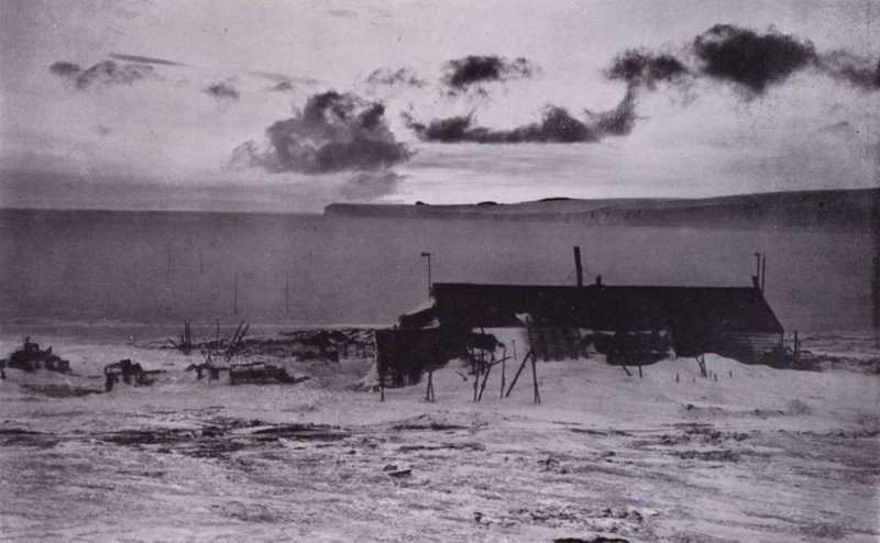 Die Gruppe geht in die Winterquartiere von Herbert Ponting