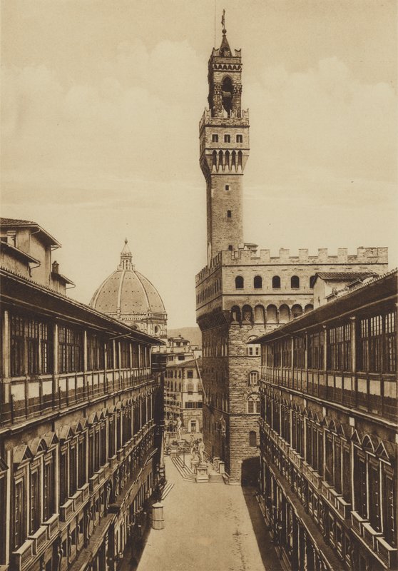 Florenz: Arkaden der Uffizien, gebaut nach einem Entwurf von Vasari von Italian Photographer