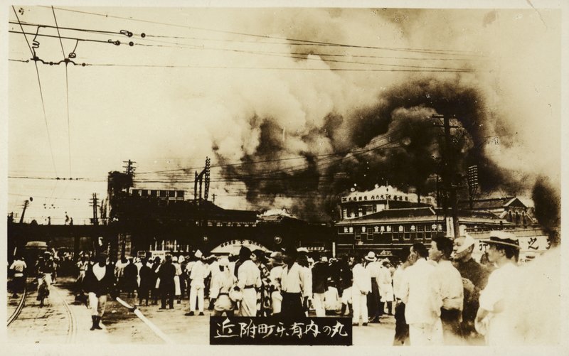 Nachwirkungen des Großen Kanto-Erdbebens, Japan, 1923 von Japanese Photographer