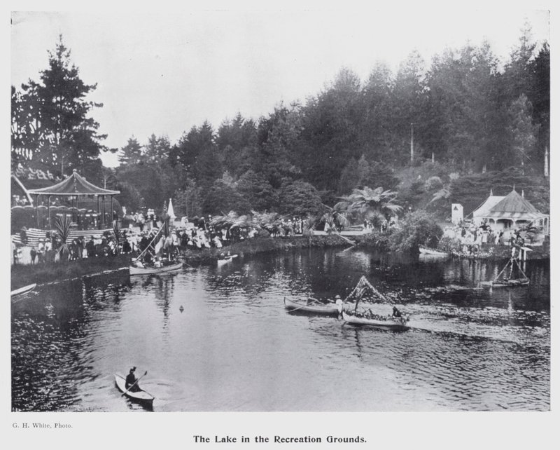 New Plymouth, Neuseeland: Der See in den Erholungsanlagen von New Zealand Photographer