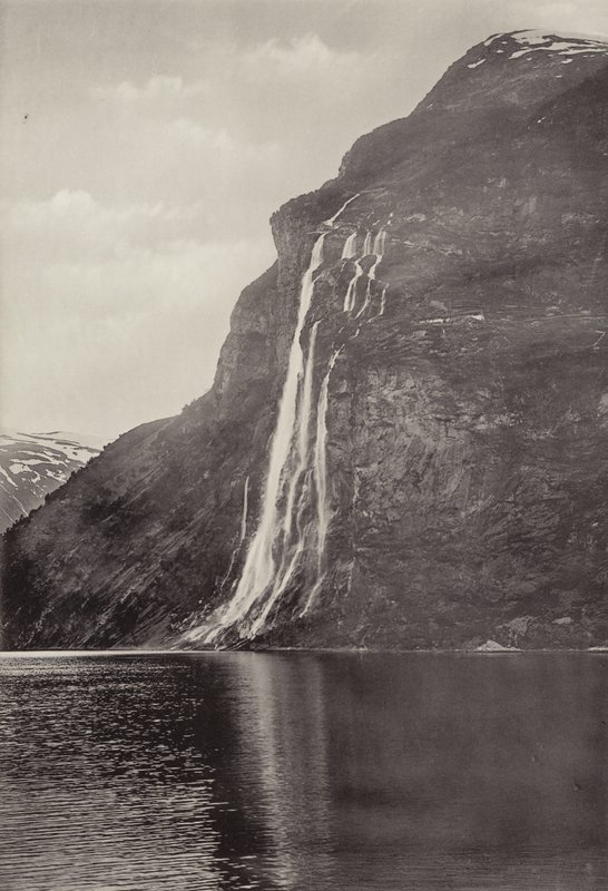 Die Sieben Schwestern (Wasserfall) Geiranger von Norwegian Photographer