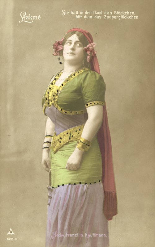 Hedwig Franzillo Kauffman als Lakme (Farbfoto) von Photographer German