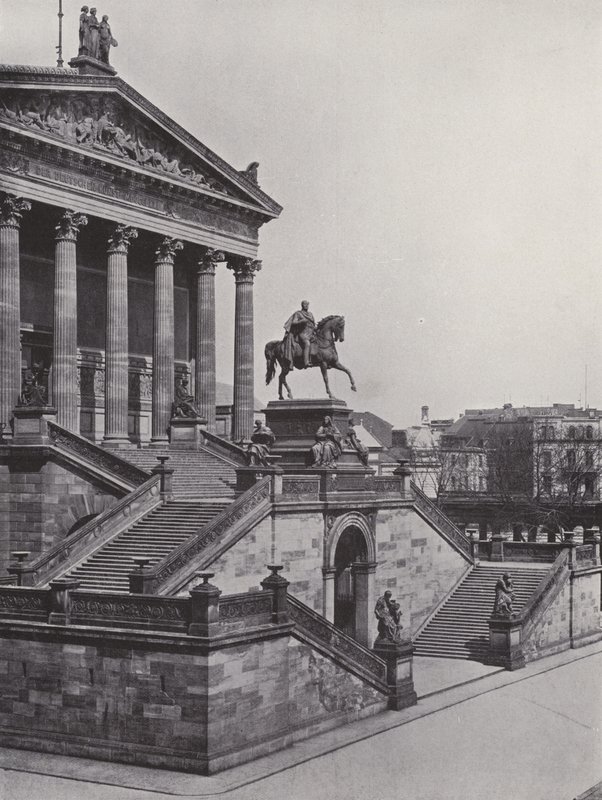 Nationalgalerie und Denkmal Friedrich Wilhelm IV. von Photographer German