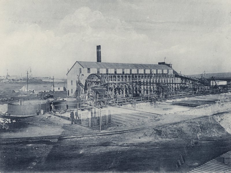 City and Suburban Gold Mining Company, Neue Batterie und Cyanidwerke von South African Photographer