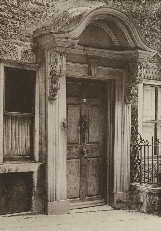 Türöffnung, Stamford, Northants von William Galsworthy Davie