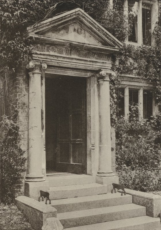 Tür, The Deanery, Battle, Sussex von William Galsworthy Davie