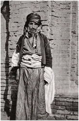 Ein kurdischer Stammesangehöriger aus Südkurdistan, Irak, 1925