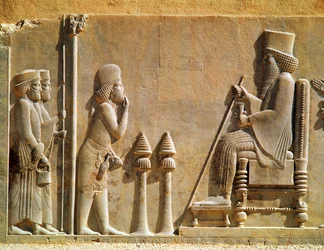 Ein medischer Offizier erweist König Darius I. (ca. 550-486 v. Chr.) seine Ehrerbietung, aus dem Schatzhaus, ca. 515 v. Chr. (siehe auch 279364)