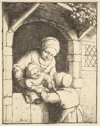 Kleines Mädchen spielt mit einem Baby in den Armen seiner Mutter