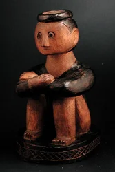 Sitzende Figur eines Mannes mit Kopfring, Tsonga, Mosambik, späte 19. Jahrhundert