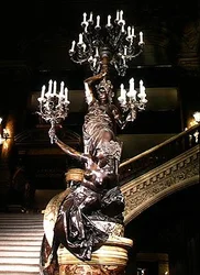 Fackelhalter vom großen Treppenhaus