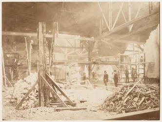 Bartholdis Werkstatt, mit Modellen der Freiheitsstatue im Hintergrund, Paris, 1883