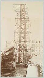 Gerüst für die Montage der Freiheitsstatue, der Kopf links gezeigt, Paris, 1883