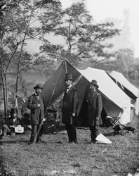 Abraham Lincoln mit Allan Pinkerton und Generalmajor John A. McClernand, 1862
