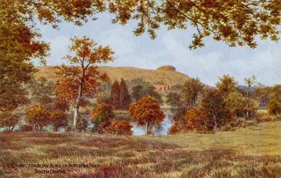 Chanctonbury Ring, vom Wiston Pond, South Downs