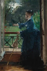 Frau auf dem Balkon