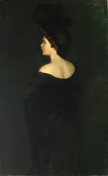 Laura in Schwarz