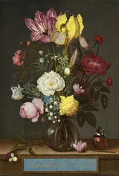 Blumenstrauß in einer Glasvase
