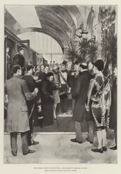 Der Besuch der Königin an der Riviera, Ihre Majestät trifft in Nizza ein