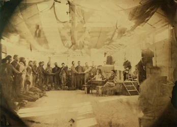 Verwaltung des Treueids der konföderierten Gefangenen, Point Lookout, Maryland, 30. Juni 1865 (Sepia-Druck)