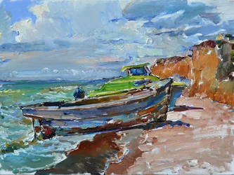 Verwittertes Boot am Strand