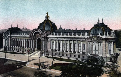 Paris: Außenansicht des Petit Palais, eröffnet 1900, Foto von 1920 im „Artistic Album“ der Stadt Paris