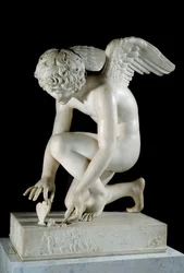 Amor oder „Amor fängt einen Schmetterling“. Marmorskulptur von Antoine Denis Chaudet (1763-1810), 1817, Paris, Musée du Louvre
