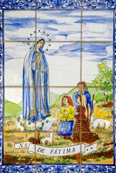 Fatima-Mosaik in der armenisch-katholischen Klosterkirche Unserer Lieben Frau, Bzommar, 2022