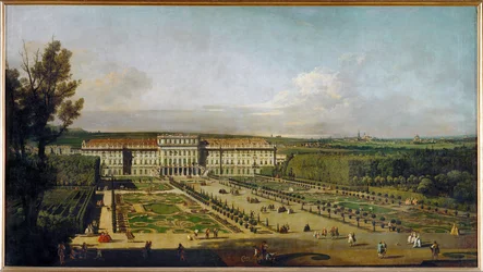 Schloss Schönbrunn in Wien, Österreich, vom Garten aus gesehen